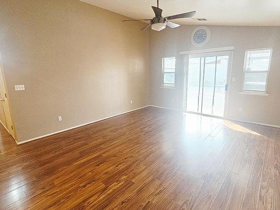 5th image of 2216 Palomar Ct