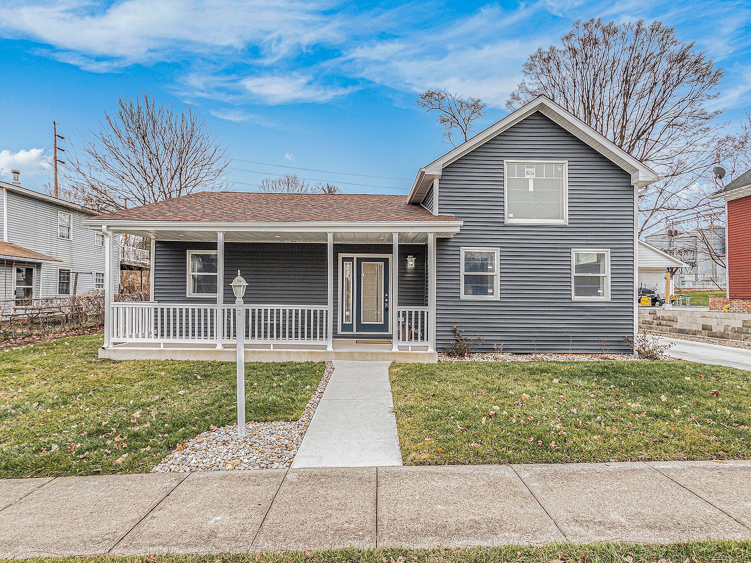 703 S Oak St, Buchanan, MI 49107 Zillow