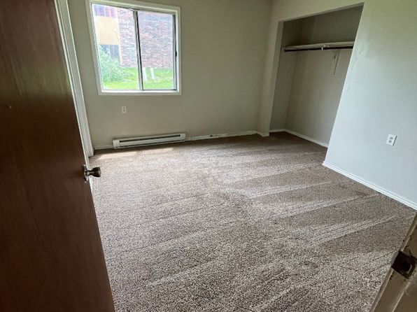 307 Ilion Ave #15