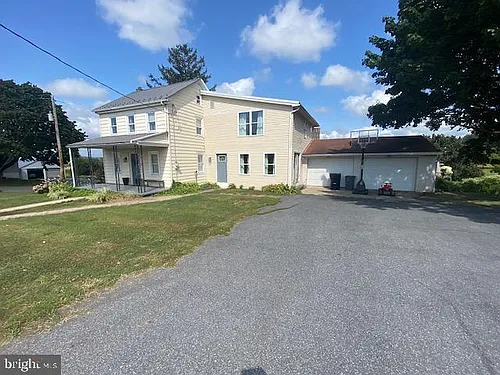 887 Centerville Rd Photo 1