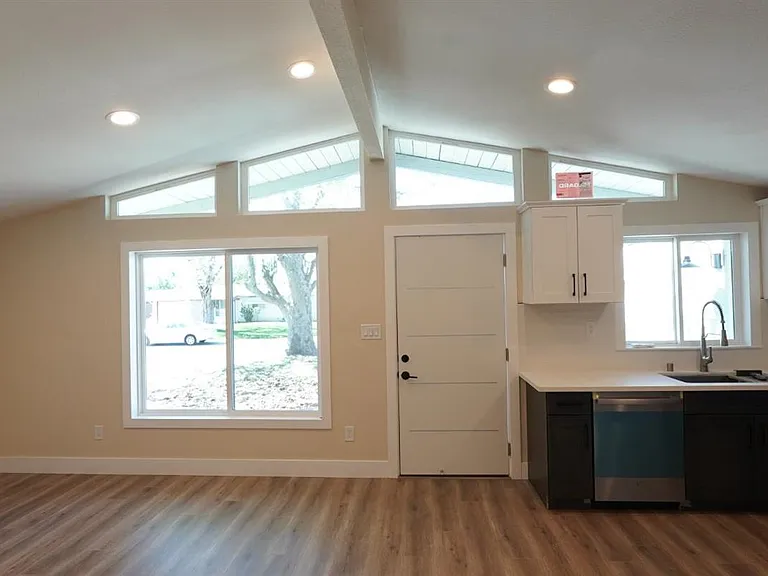 5650 San Vincente Way — Photo 11