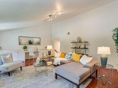 23017 Cricket Hill Rd, Cupertino, CA, 95014