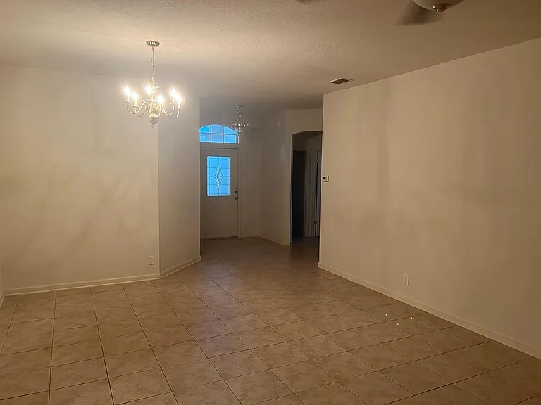 465 Victoria Hills Dr — Photo 15
