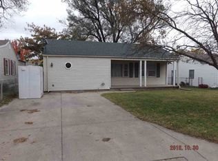 1232 Golf St, Augusta, KS 67010