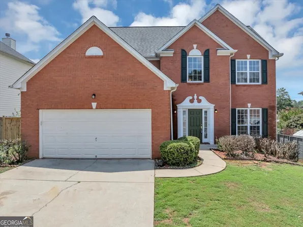 660 Maple Crest Dr, Lawrenceville, GA 30044