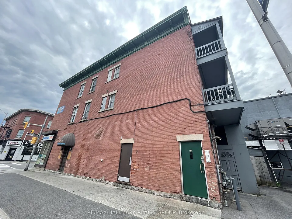 120 Murray St #3