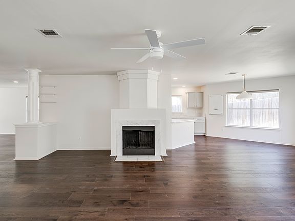 4th image of 1108 Collinwood West Dr