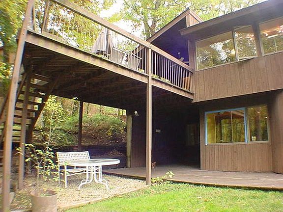 4th image of 4771 Woodcliff Ln