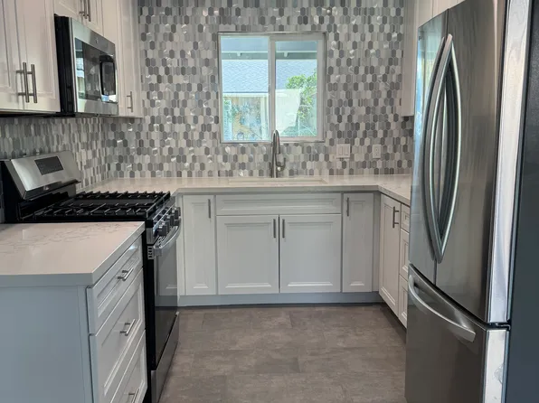 (undisclosed Address), Santee, CA 92071