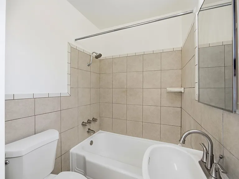 2565 Kansas Ave #B — Photo 4