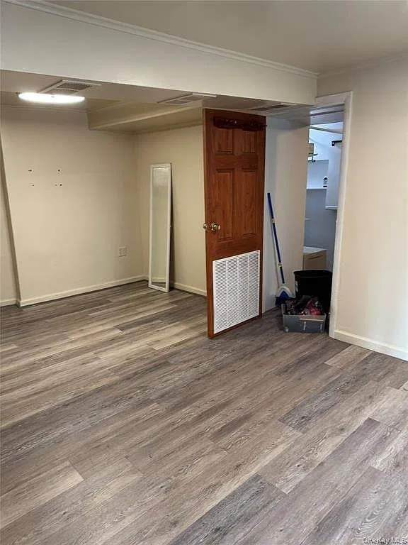 Studio, $1,900 — Photo 1