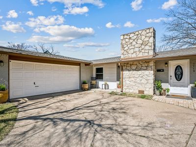 1115 Edwards Ct N, Irving, TX, 75062