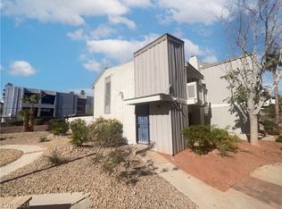 568 Willow Green Dr, Las Vegas, NV 89169