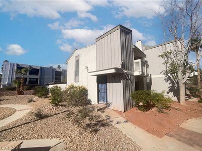 568 Willow Green Dr, Las Vegas, NV, 89169