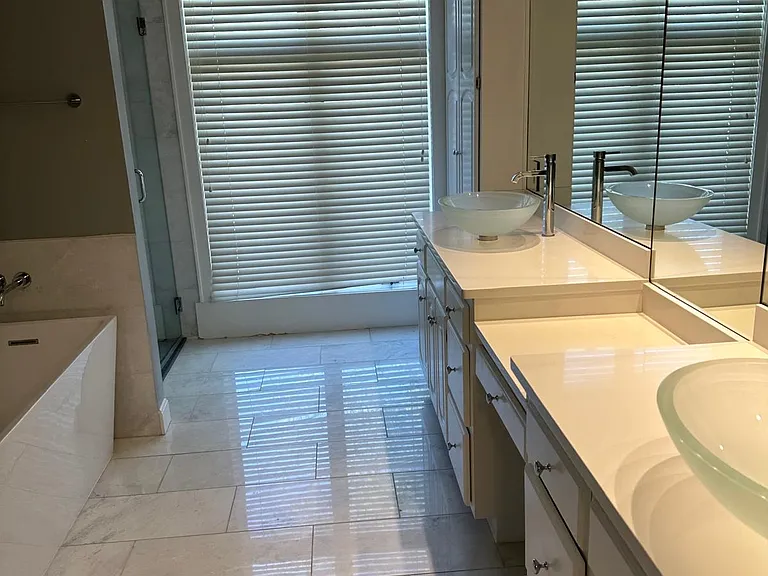 9100 Lamar Ave #106 — Photo 11