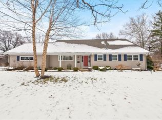 10323 Sagamore Ln, Leawood, KS 66206