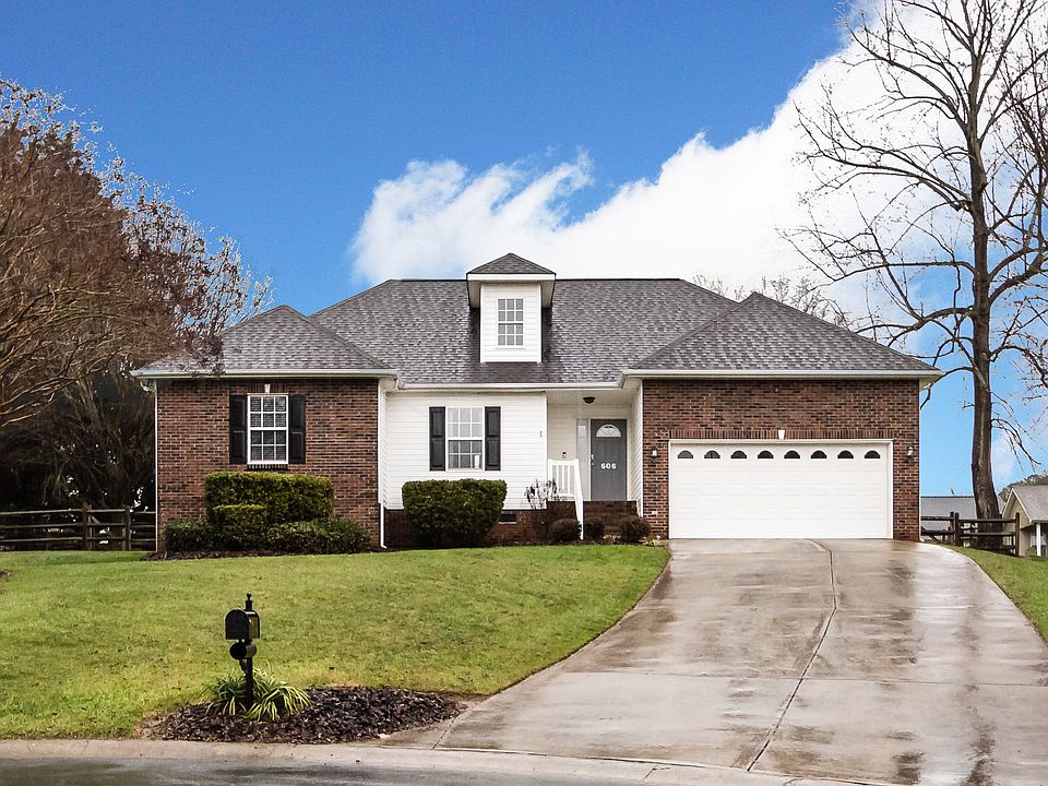 1st image of 606 Highland Pl