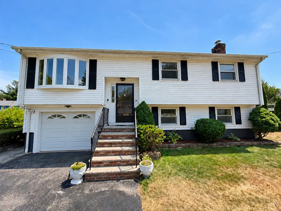 20 Susan Ave