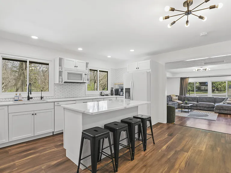 5488 Fernwood Ln — Photo 17