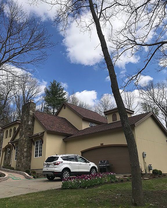 1st image of 999 Gillen Dr