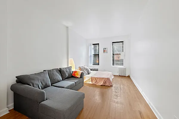 Rented by Metropolitan Property Group | media 22