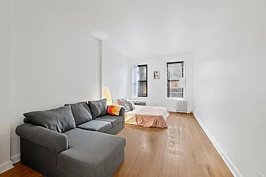 Rented by Metropolitan Property Group
