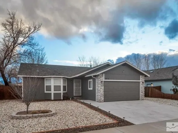 973 Desert Dr, Carson City, NV 89705