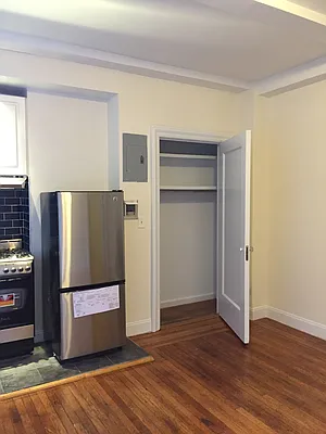 Rented by City & Suburban | media 4