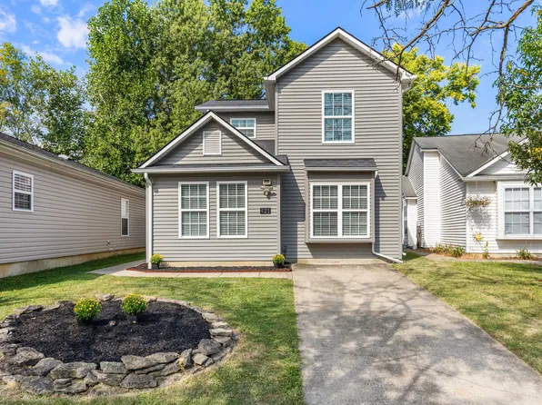 421 Chelsea Woods Dr, Lexington, KY 40509