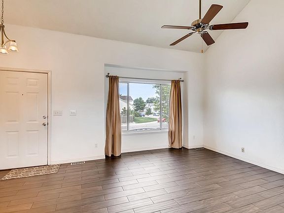 4th image of 2652 Cherry Cir