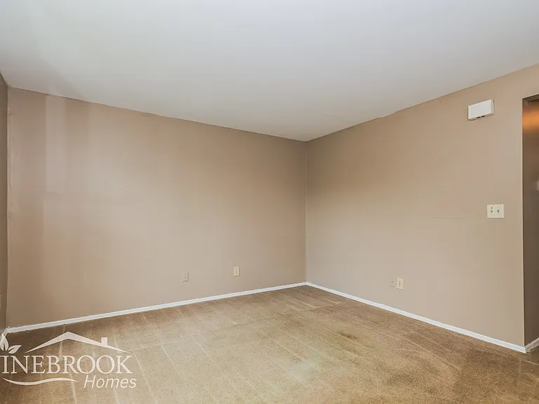 8048 Mount Everest St — Photo 11