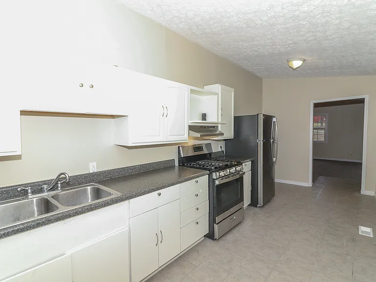 407 Knox Ave — Photo 23