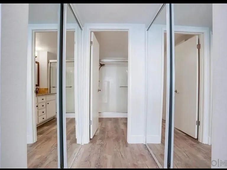 450 Stoney Point Way — Photo 30
