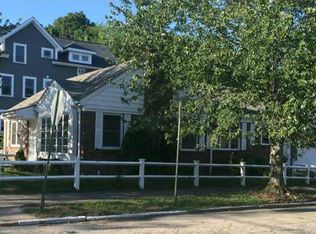 203 Cole Ave, Providence, RI 02906