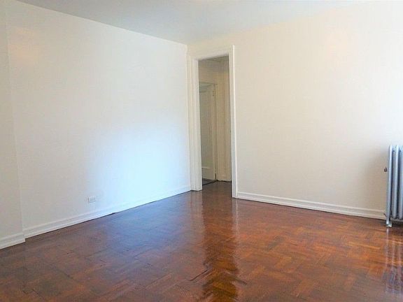2nd image of 549 Isham St APT 41