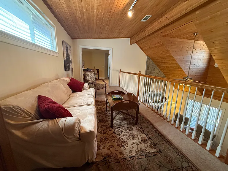 295 Tyson Rd — Photo 7