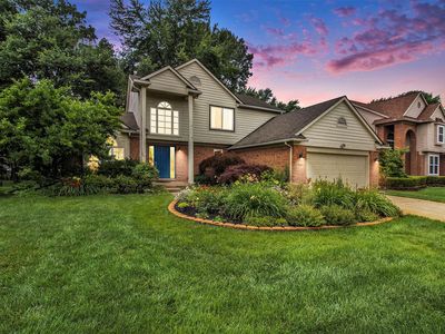 1901 Twin Sun Cir, Commerce Township, MI, 48390