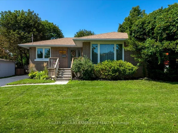 92 Johnson St, Barrie, ON L4M 4R3