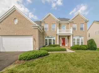 2036 Port Potomac Ave, Woodbridge, VA 22191