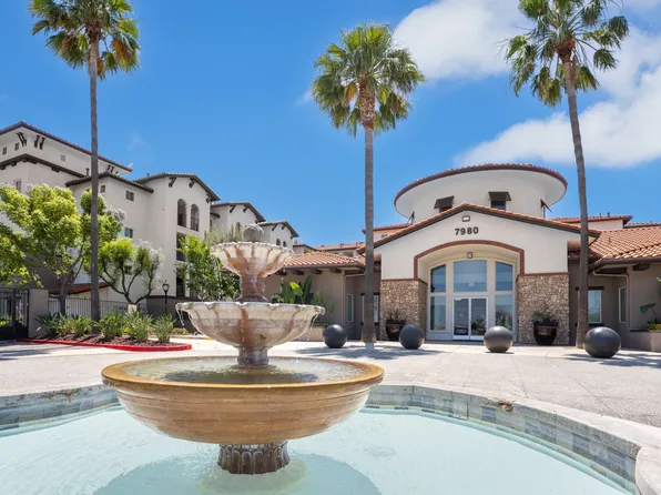 55+ Community - FountainGlen at Terra Vista