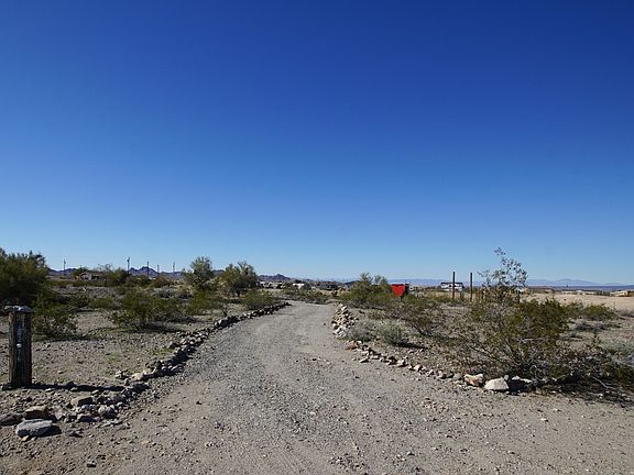 4th image of 7689 N Rancho Vista Dr Lot 202