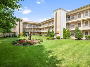 The Riviera Apartments of Evergreen Park, Evergreen Park, IL 60805
