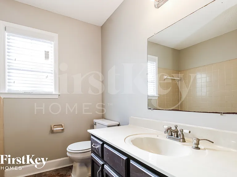 2084 Littlemore Dr — Photo 14