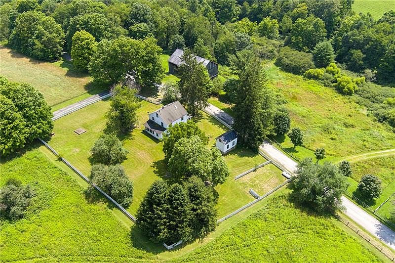 219 Seaton Rd, Ligonier, PA 15658 Zillow