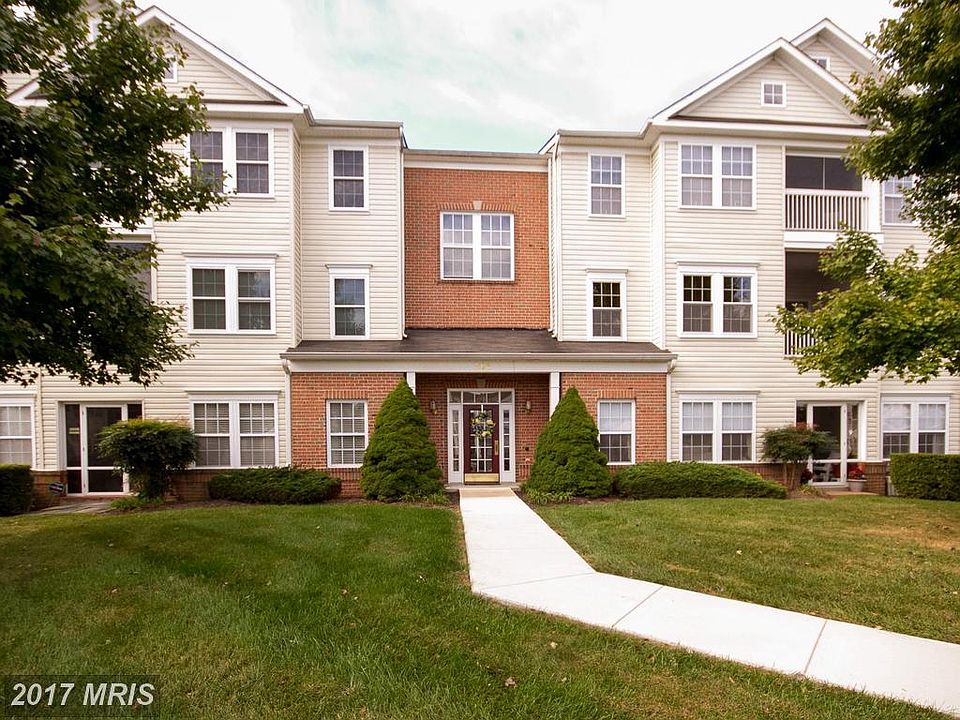 1st image of 303 Willrich Cir Unit B