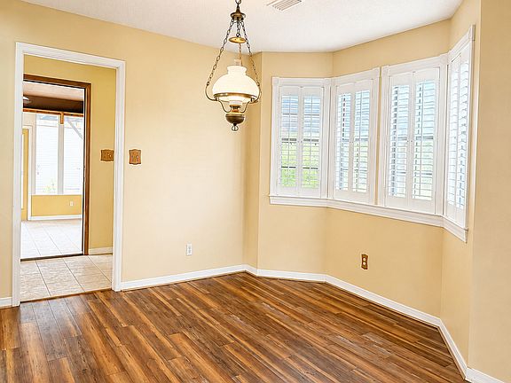 4th image of 3133 Joe Reeves Rd