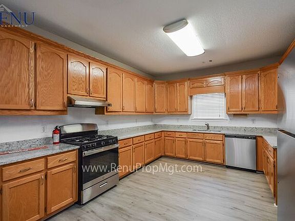 3rd image of 108 Wynnfield Blvd