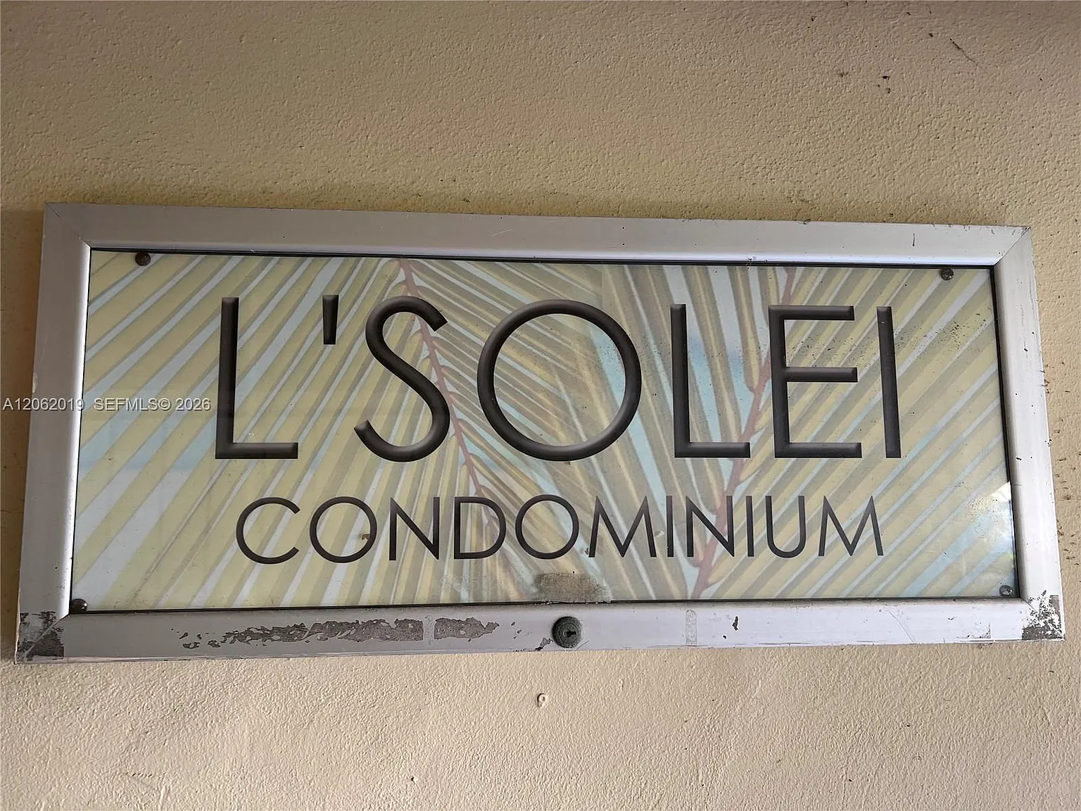 Lsolei At Hallandale Beac — Photo 1
