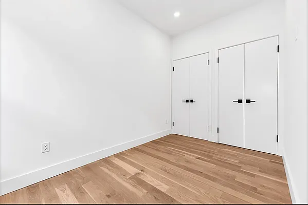 Rented by REAL New York | media 5