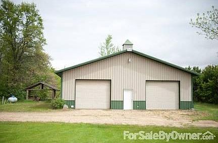 63x45 Outbuilding with Office
						:
						Heated insulated outbuilding. Service door, 2 10' overhead and one 10' slider.